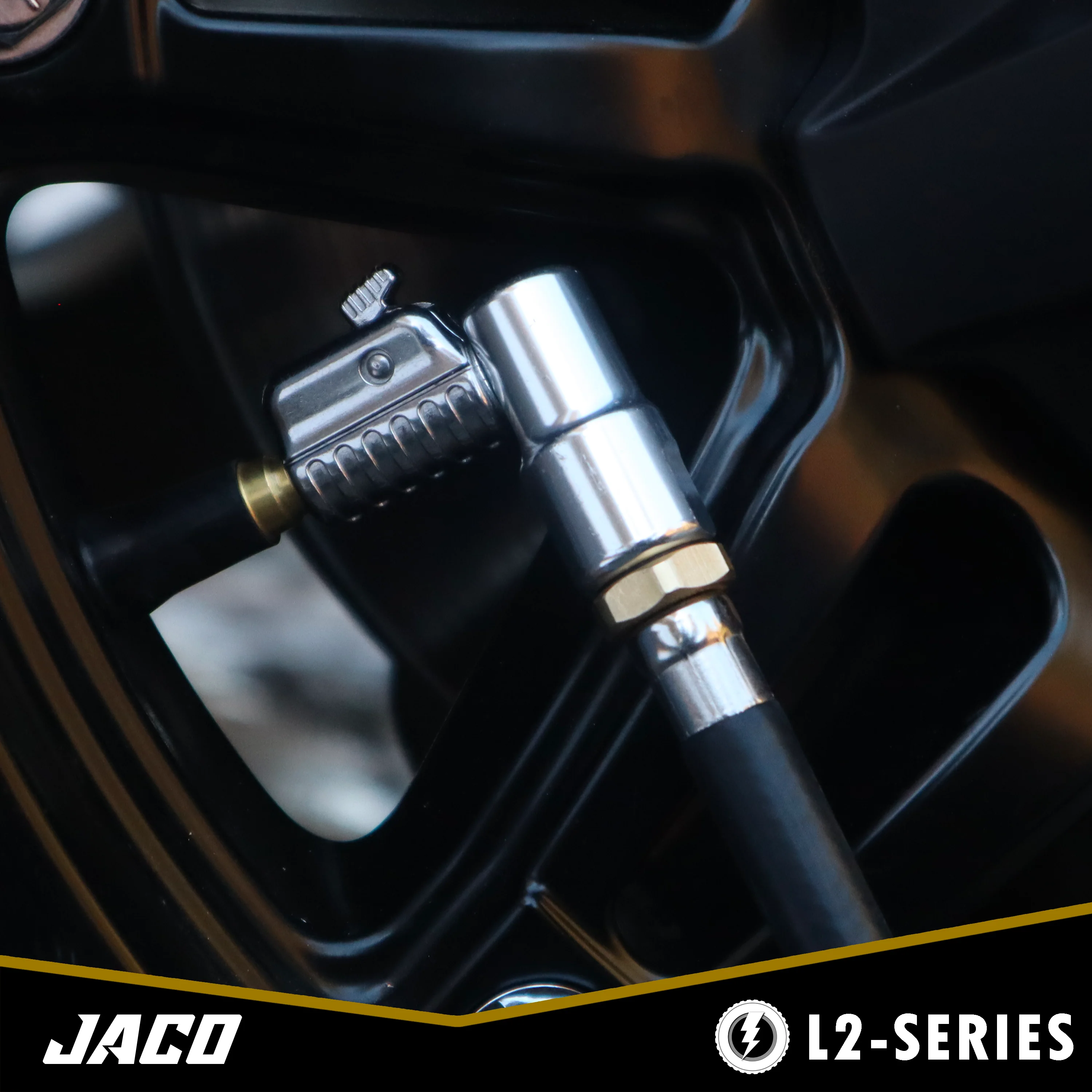 Lightning™ L2 Quick-Connect Tire Air Chuck - 1/4" F-NPT - Image 15