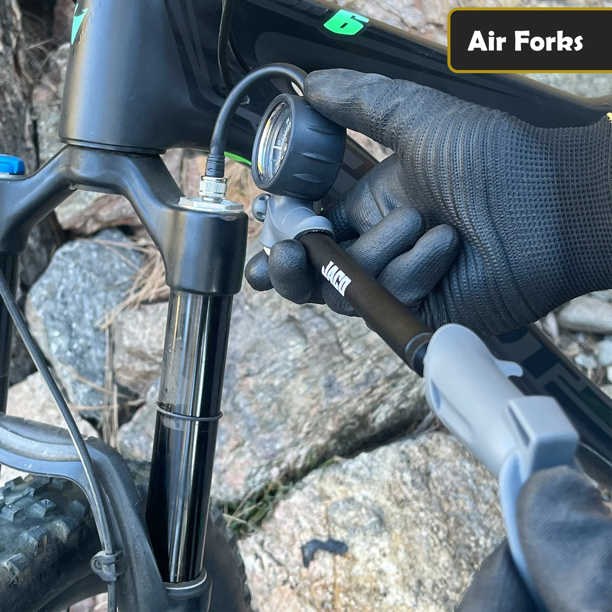 ShockPro™ Mountain Bike Shock Pump with Gauge - 300 PSI - Image 7