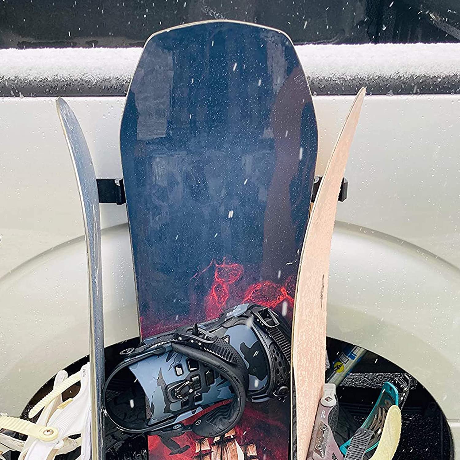 SnoStrip™ Magnetic Vehicle Ski Pad - Image 6